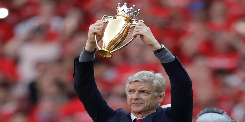Arsenal là sở hữu chiếc cúp vàng đặc biệt nhất trong top các đội vô địch Ngoại Hạng Anh 